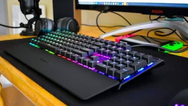 oBMw16177538 800x450 - Teclados Gaming